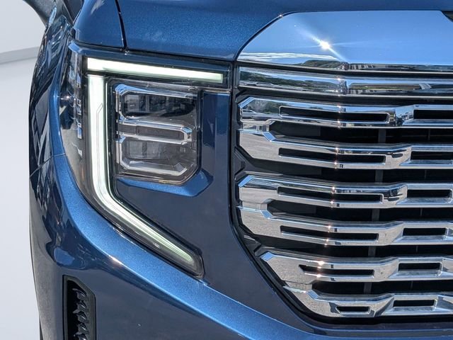 Used 2022 Blue GMC Denali image 9