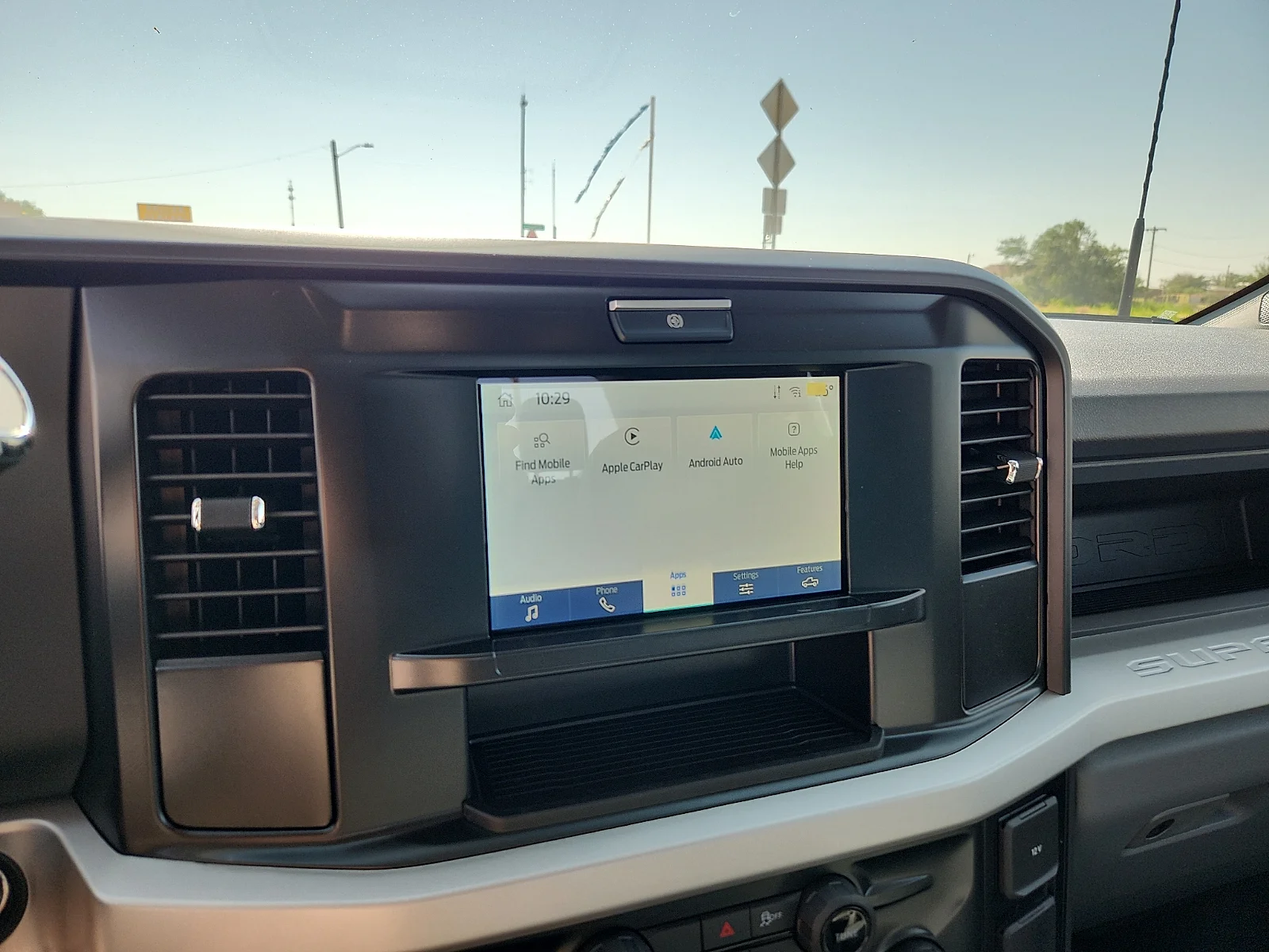 New 2026 Oxford White Ford XL image 24