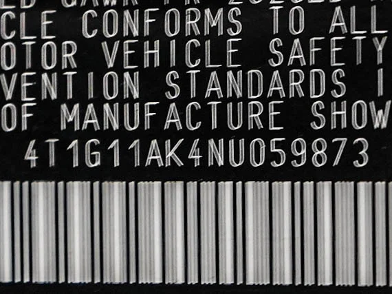 Used 2022  Toyota SE image 26
