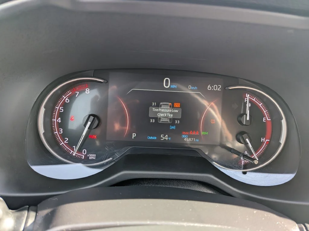 Used 2025 Midnight Black Metallic Toyota XLE image 16