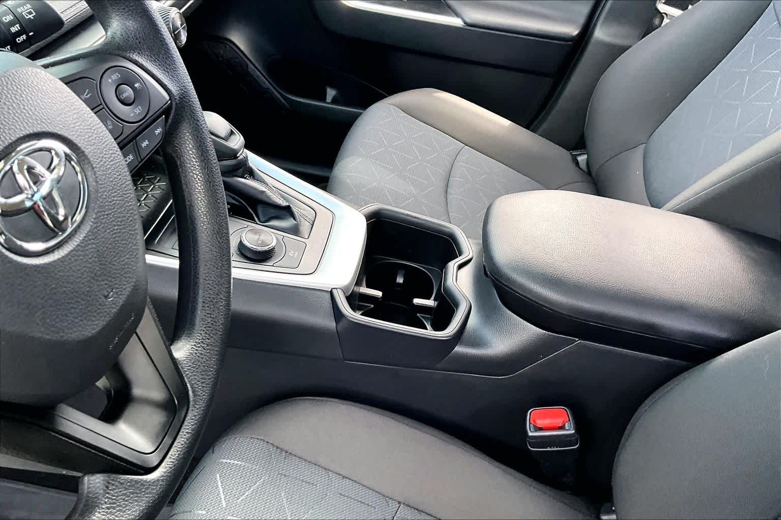 Used 2025 Ice Cap/Midnight Black Metallic Toyota Hybrid Woodland image 14