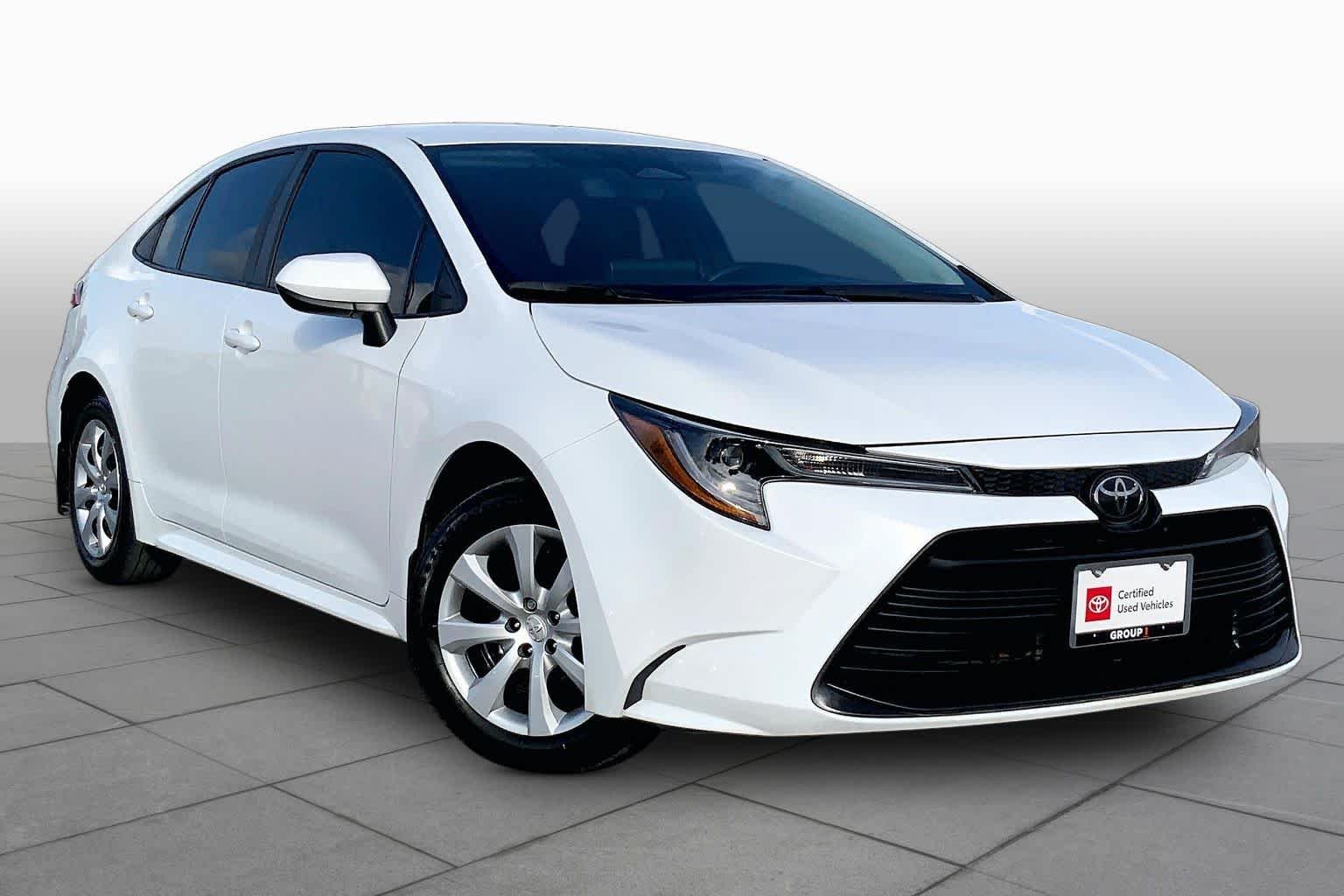 Used 2024 Ice Cap Toyota LE image 3