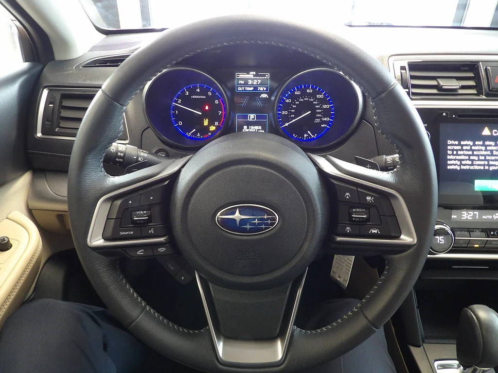 Used 2019 Cinnamon Brown Pearl Subaru 2.5i Premium image 27