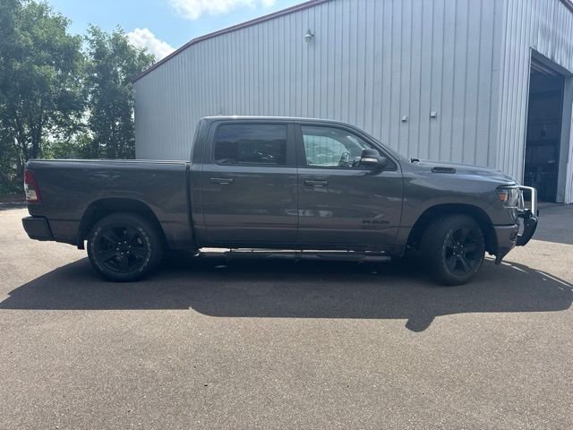 Used 2022 Granite Crystal Metallic Clearcoat Ram Big Horn/Lone Star image 2