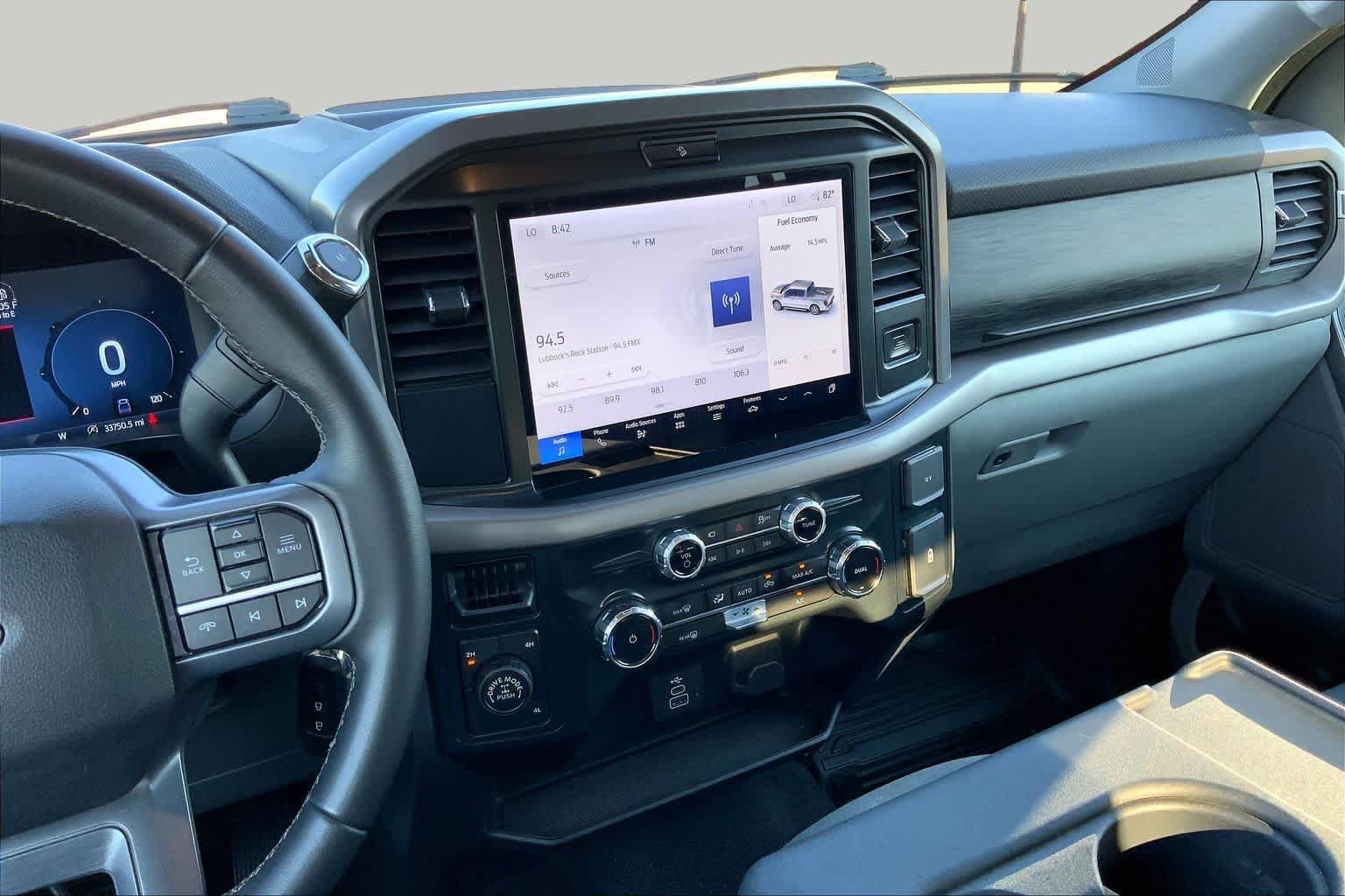 Used 2025 Oxford White Ford XLT image 7