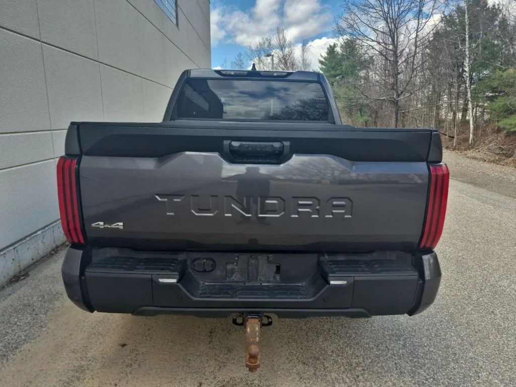 2024 Toyota Tundra SR5 - Photo 8