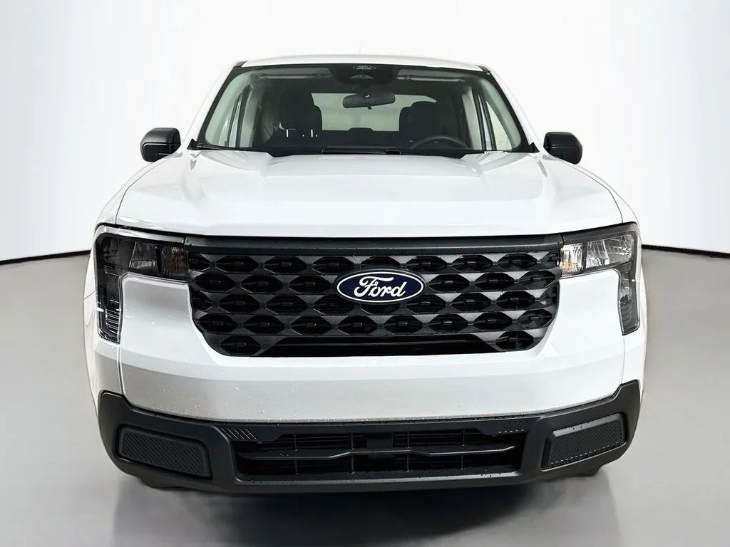 New 2026 Oxford White Ford XL image 2