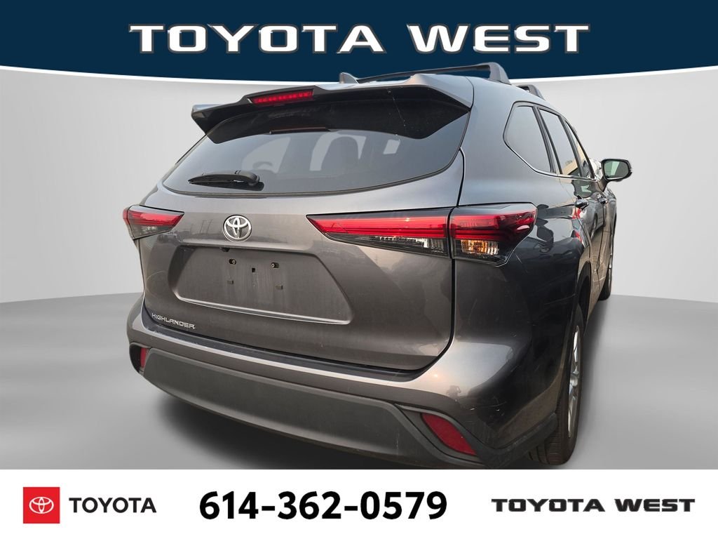 Used 2023 Gray Toyota L image 10