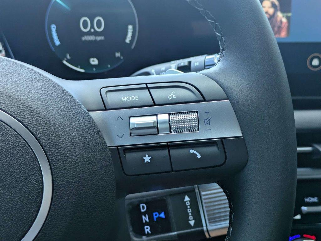 New 2026 Silver Hyundai SEL Convenience image 27