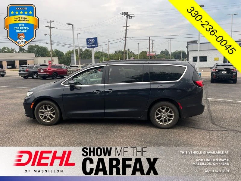 Used 2021 Gray Chrysler Touring image 4