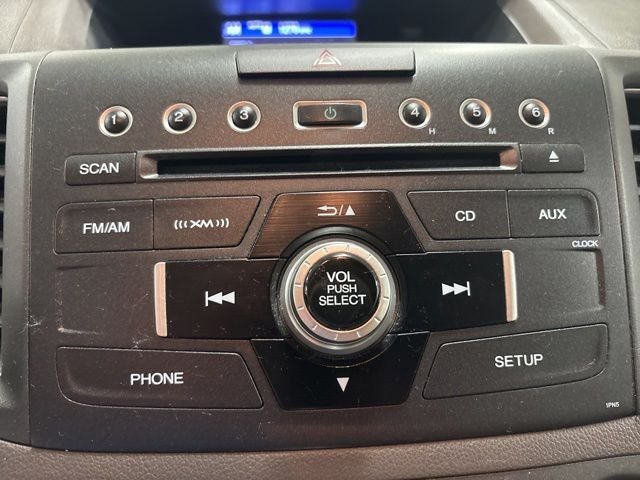Used 2014 White Honda EX-L image 21