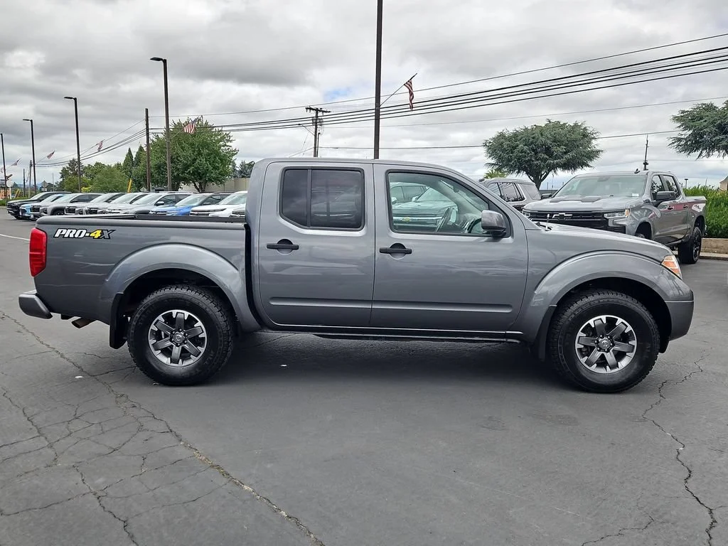 Used 2018 Gray Nissan PRO-4X image 7