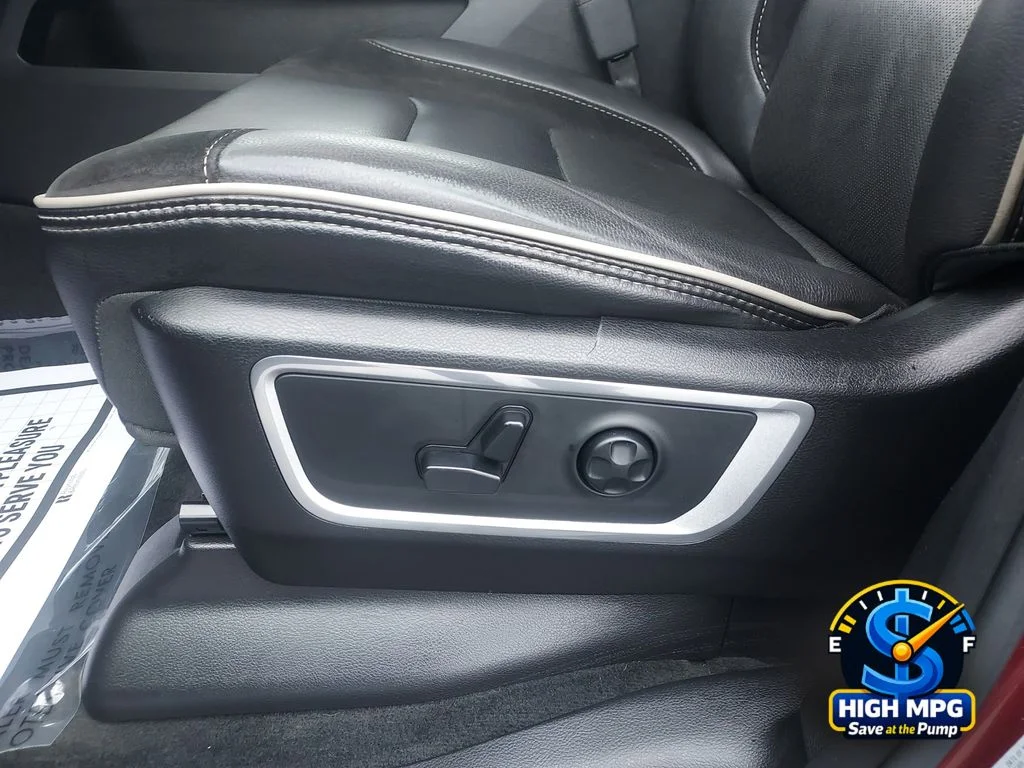 Used 2021 Red Ram Laramie image 10