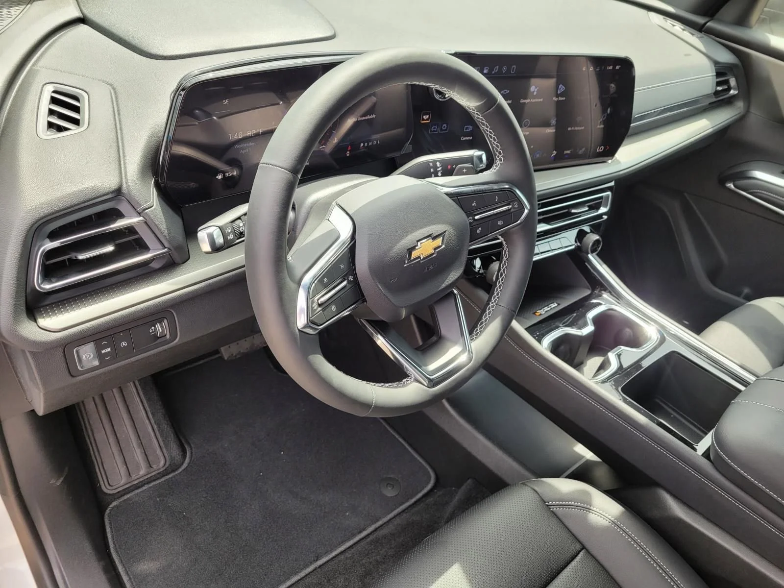 2026 Chevrolet Traverse LT - Photo 17