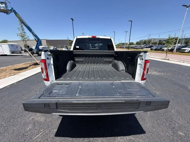 Used 2021 White Ford  image 23