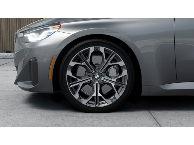 New 2026 Skyscraper Grey Metallic BMW  image 7