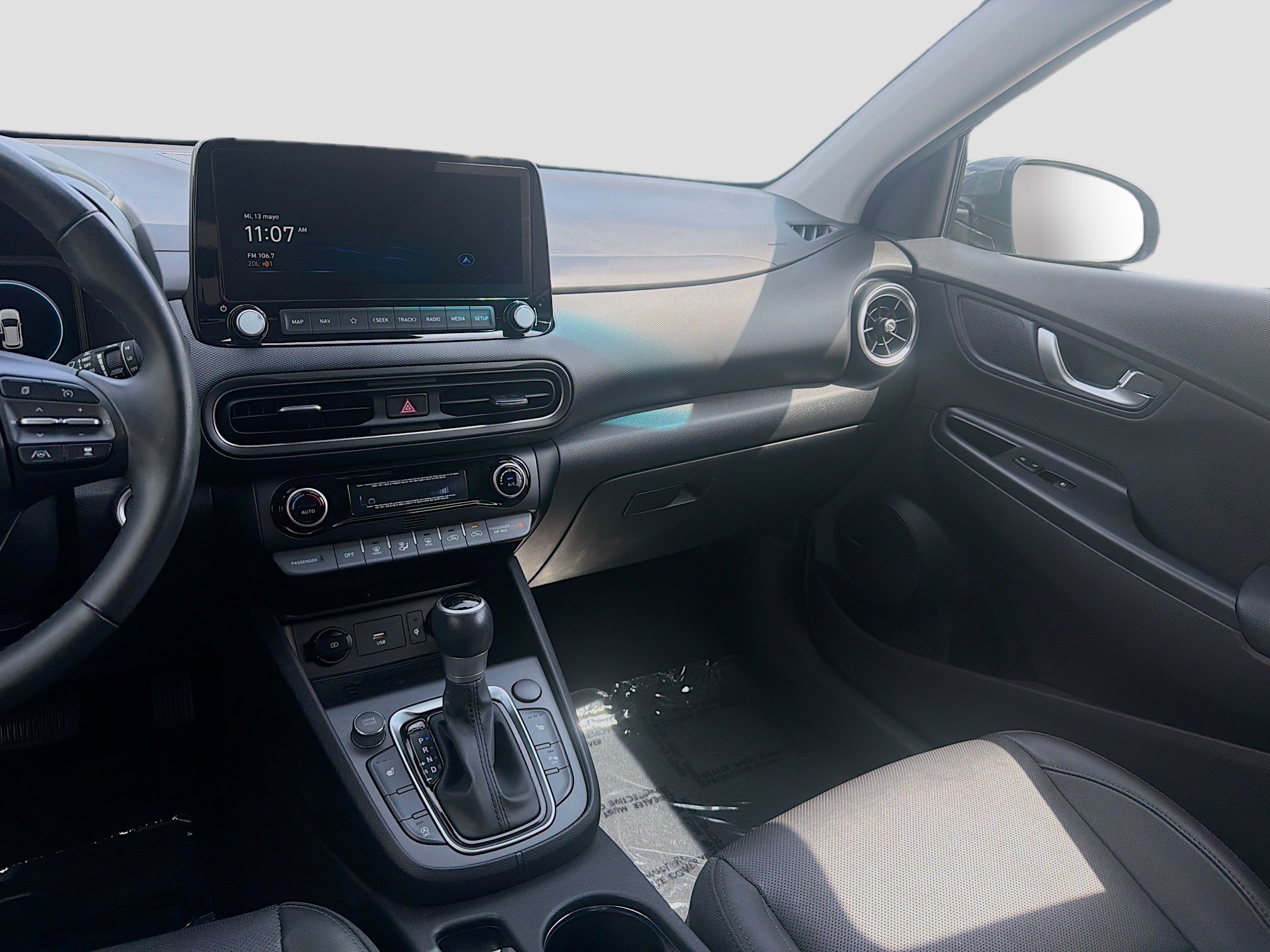 Used 2023 Ecotronic Gray Hyundai Limited image 20