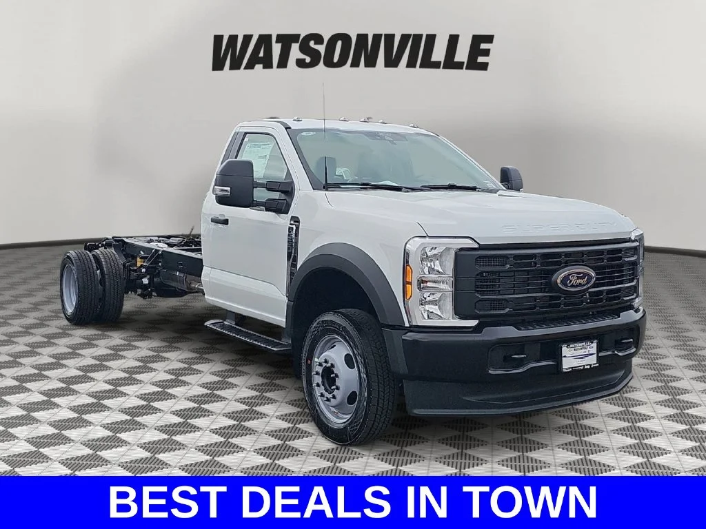 2026 Ford F-550 Super Duty Chassis Cab XL