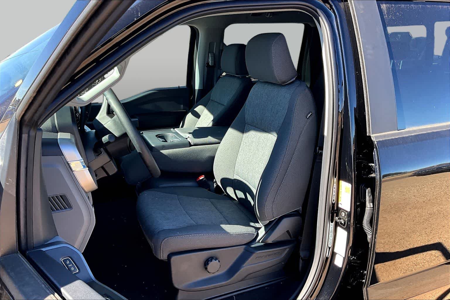 2026 Ford F-250 Super Duty XL - Photo 9