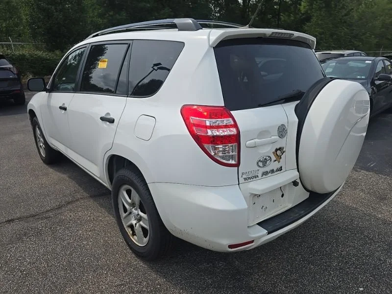 Used 2009  Toyota Base image 5