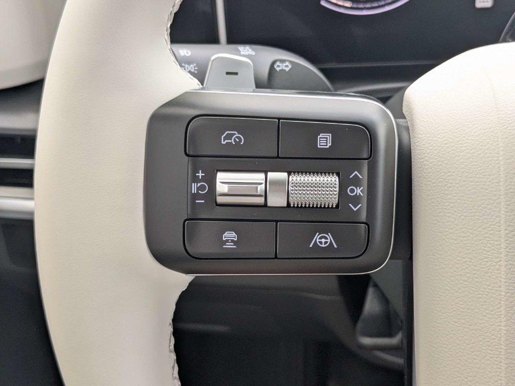 New 2027 Gray Hyundai SEL image 26