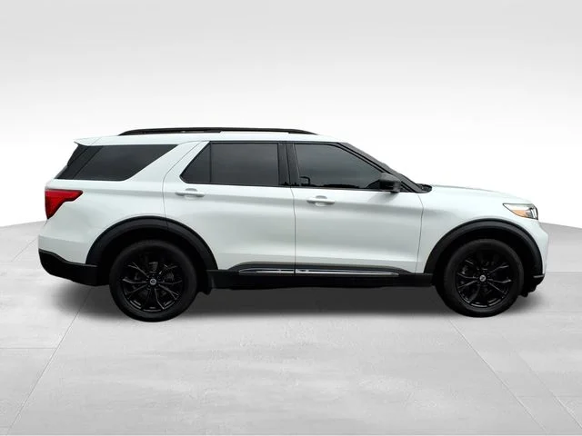 Used 2020 White Ford XLT image 15