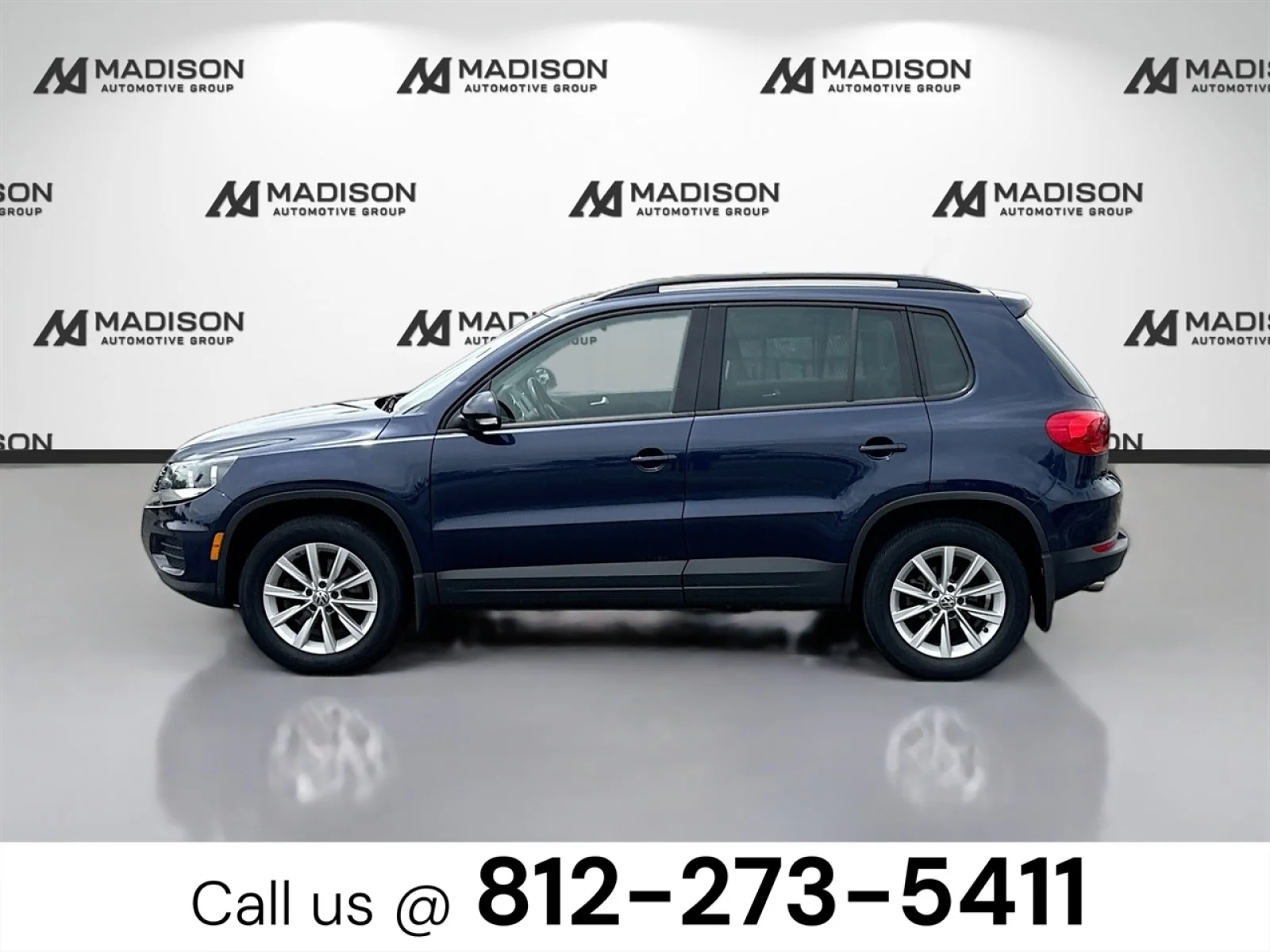 Used 2015 BLUE Volkswagen SE image 8