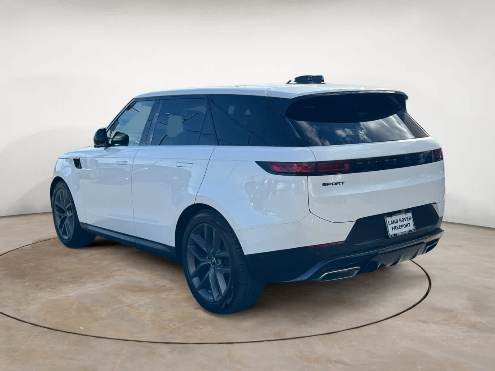 Certified Used 2024 Ostuni Pearl White Metallic Land Rover SE image 3