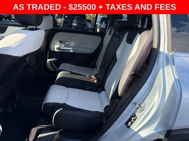 Used 2021 Silver Mercedes-Benz GLB 250 image 15