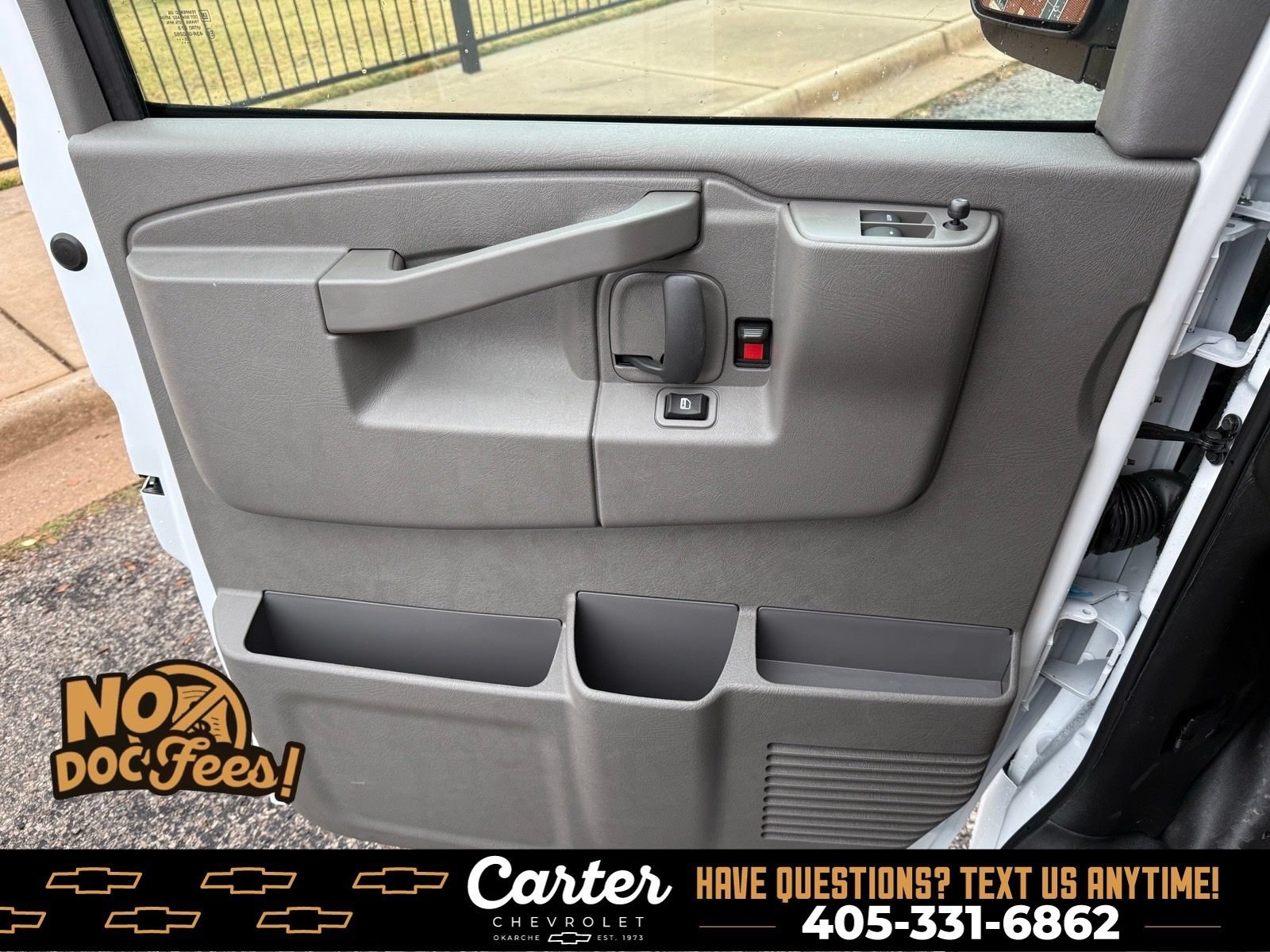 2025 Chevrolet Express Cargo Work Van - Photo 20