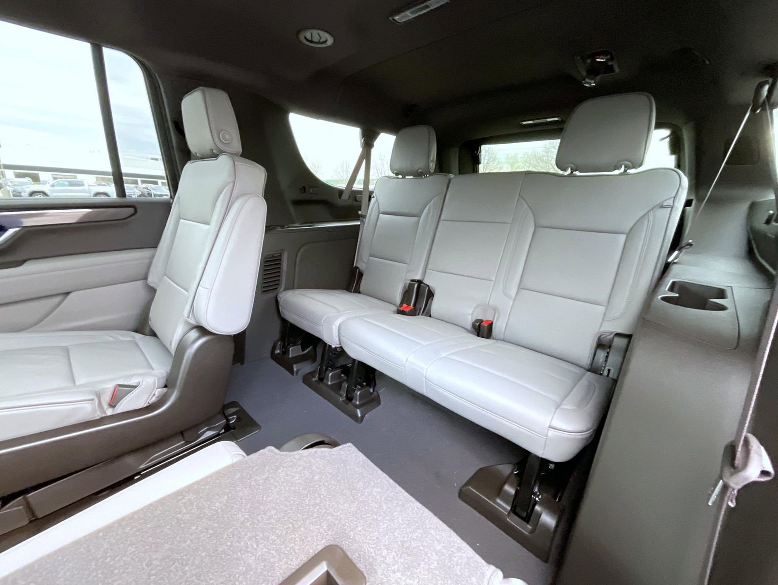 New 2026 Summit White GMC Elevation image 20