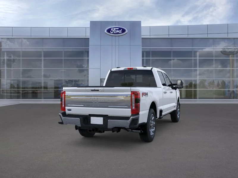 New 2026 Star White Metallic Tri-Coat Ford F-250® King Ranch® image 32
