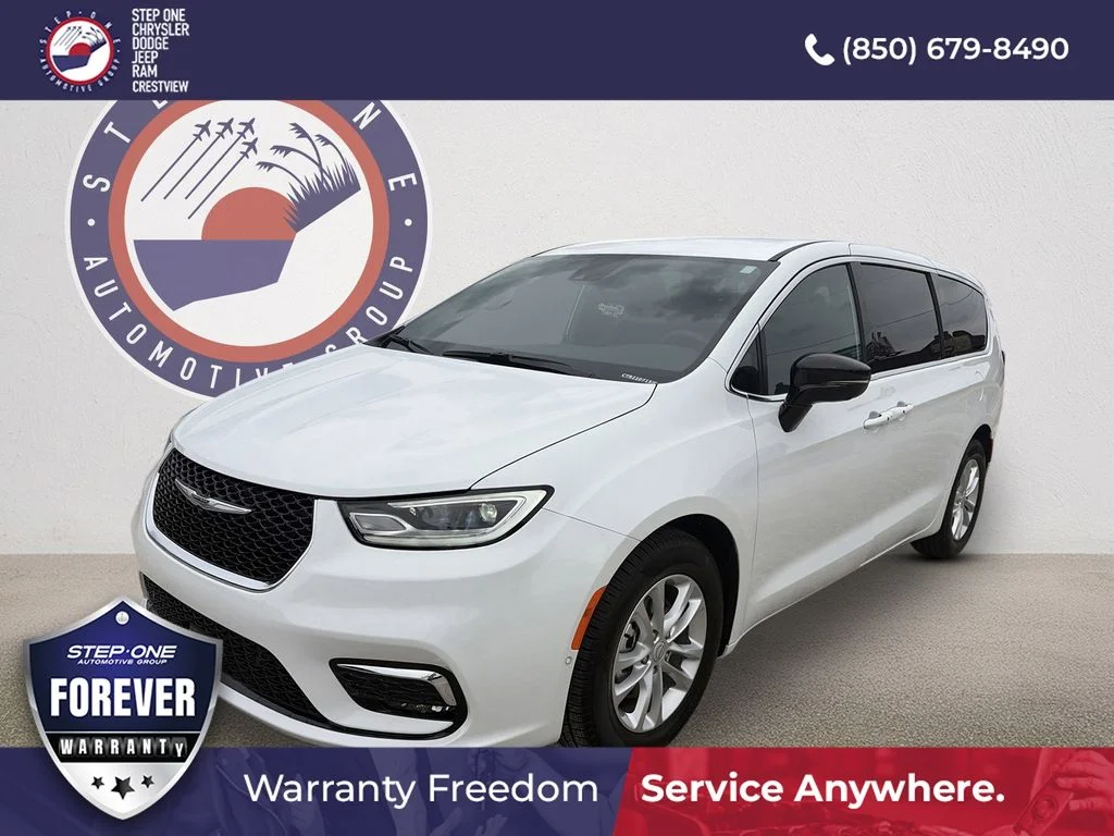 2026 Chrysler Pacifica Select's photo