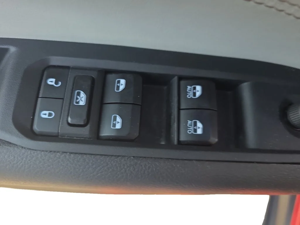 Used 2025 Red Jeep Limited image 21