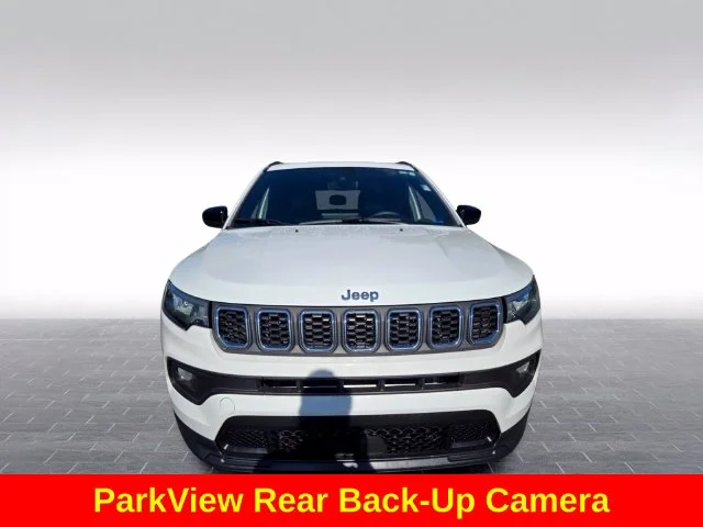 Used 2024 White Jeep Latitude image 2