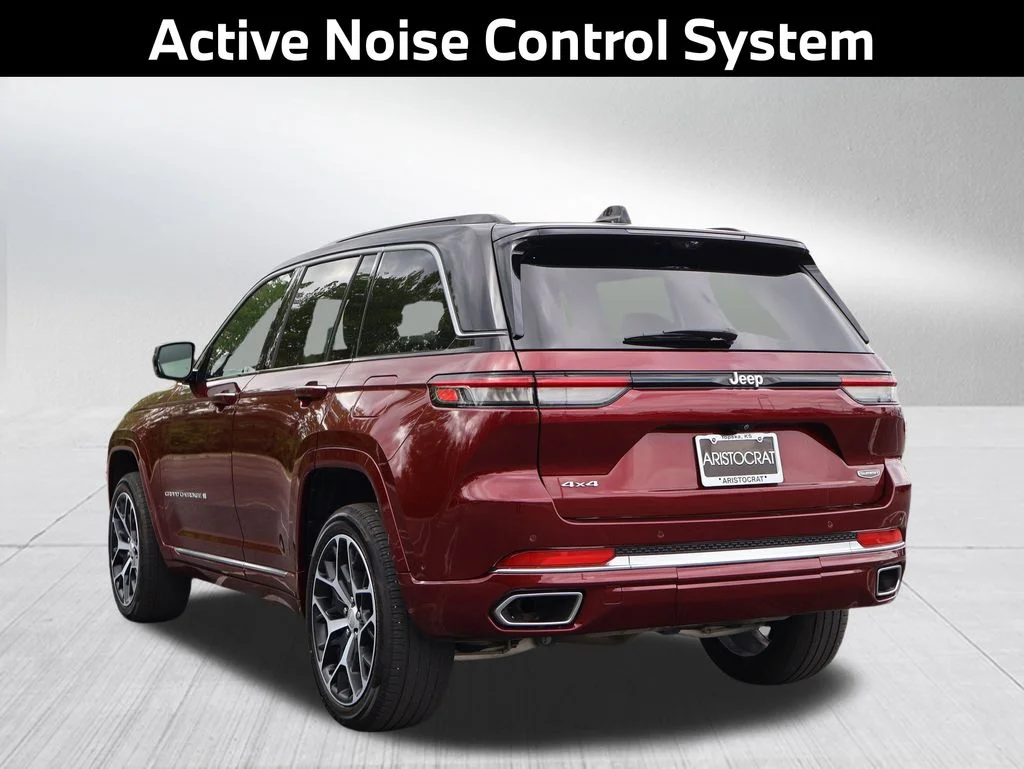 Used 2024 Red Jeep Summit Reserve image 6