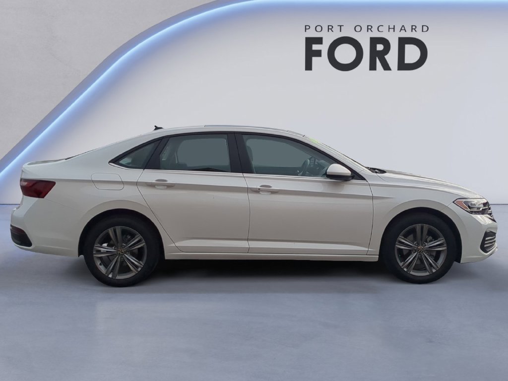 Used 2022 White Volkswagen 1.5T SE image 7
