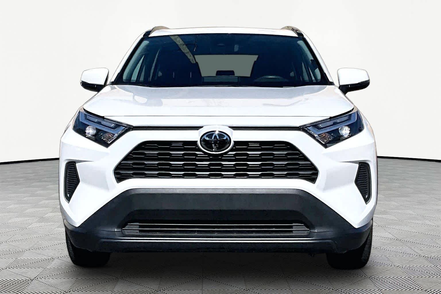 Certified Used 2023 Ice Cap Toyota XLE image 4