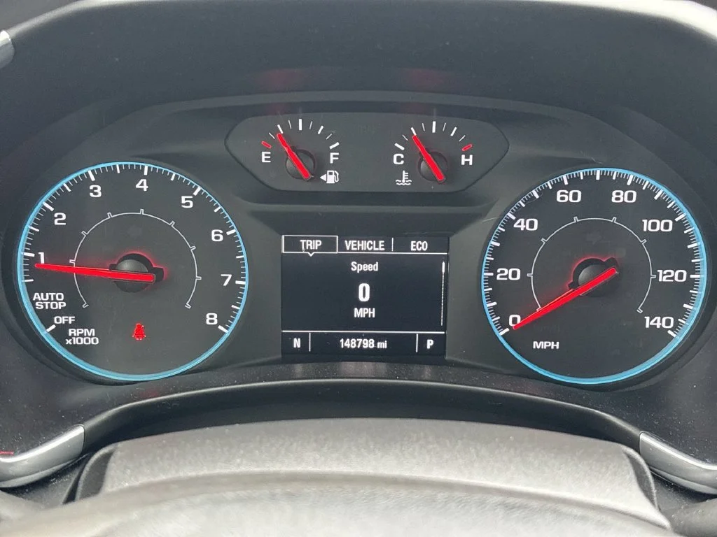 2020 Chevrolet Equinox LS - Photo 16