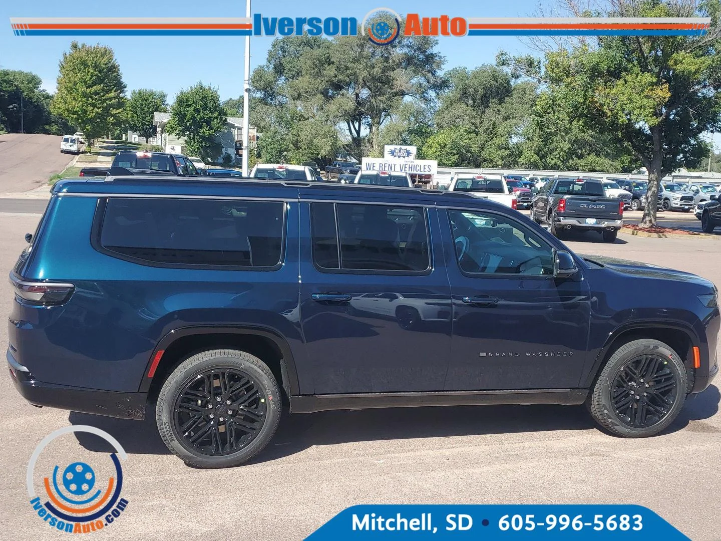 New 2026 Fathom Blue Pearlcoat Jeep Limited Reserve image 4