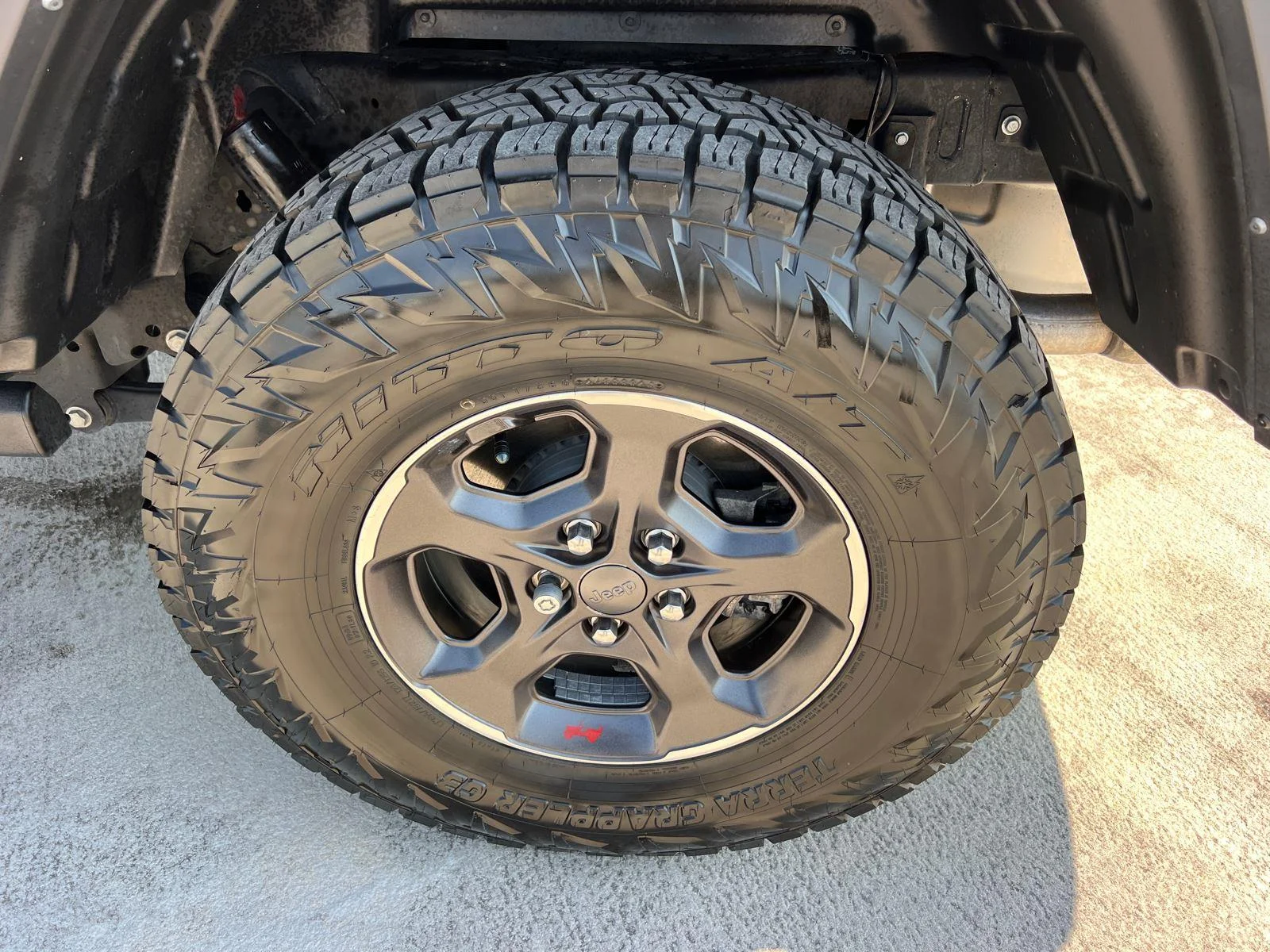 Used 2023 Sarge Green Clearcoat Jeep Rubicon image 19