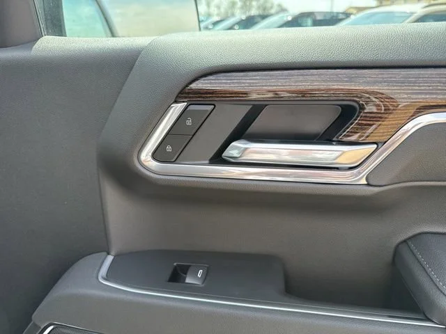 New 2026 Summit White GMC SLE image 49