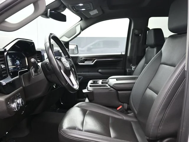 2024 GMC Sierra 1500 SLT - Photo 10