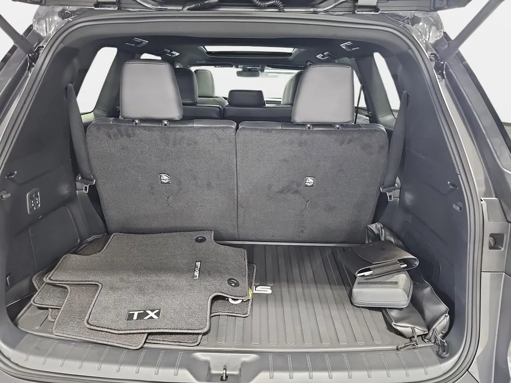 New 2026 Cloudburst Gray Lexus PREMIUM AWD image 10
