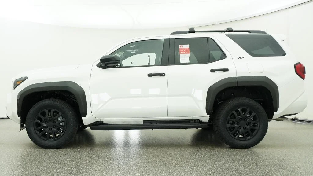 New 2026 Ice Cap Toyota SR5 image 25