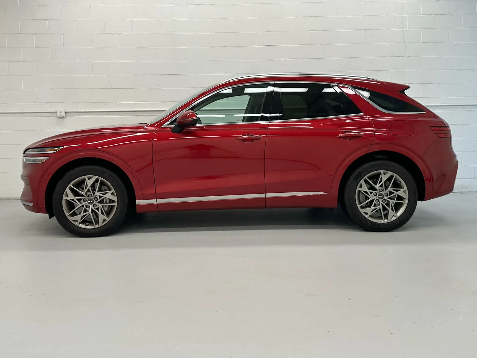 Used 2025 Mauna Red Genesis 2.5T image 3