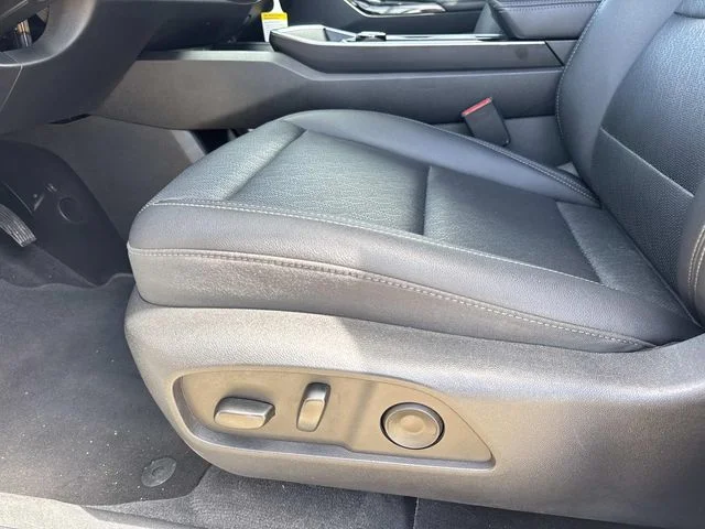 Used 2026 White Chevrolet LT image 29