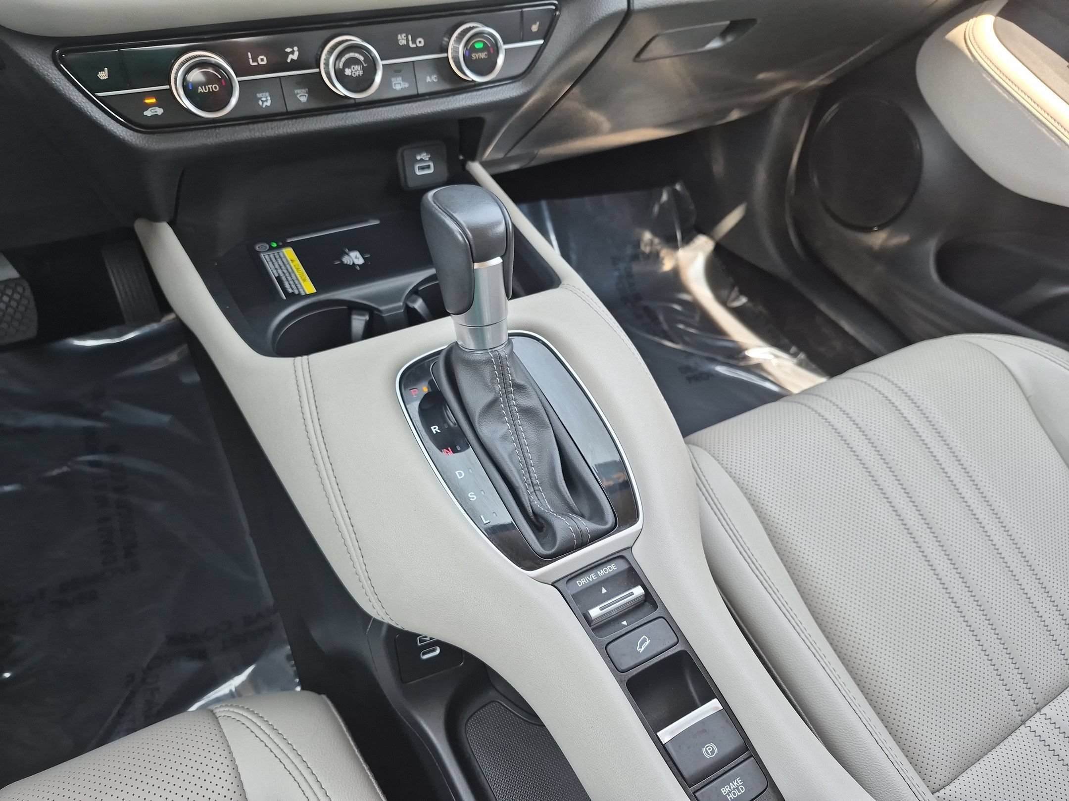 2024 Honda HR-V EX-L - Photo 23