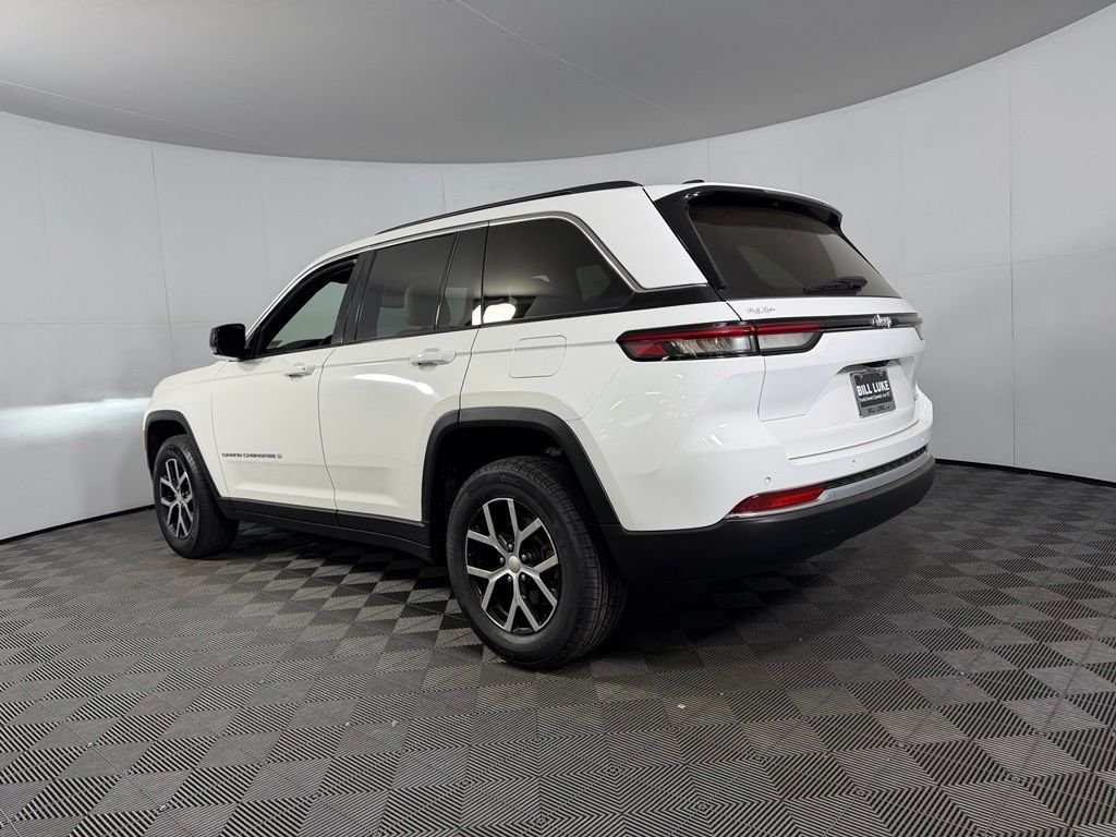 Certified Used 2024 White Jeep Limited image 9