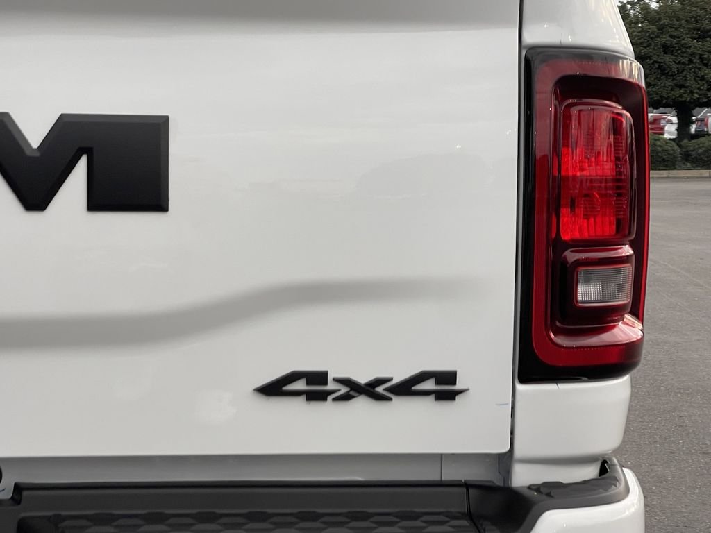 2026 RAM 2500 Tradesman/Black Express - Photo 12